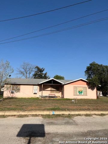 Details for 519 Apple S, Pearsall, TX 78061
