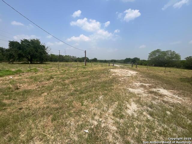 Details for 1241 Sh-123 S, Karnes City, TX 78118