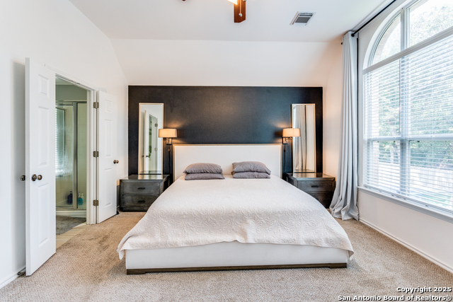 Listing photo id 0 for 1311 Higgins