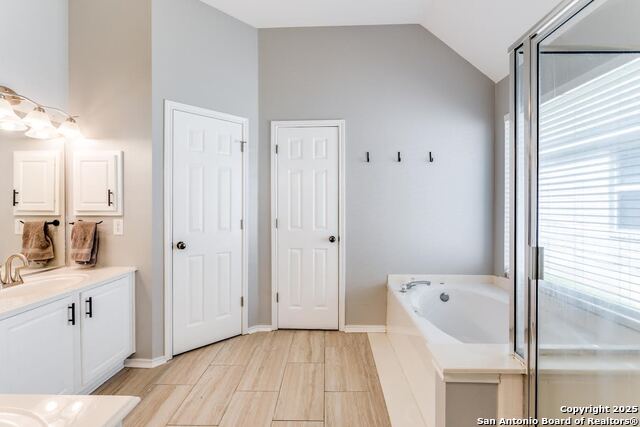 Listing photo id 3 for 1311 Higgins