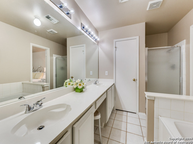Listing photo id 17 for 8526 Chelsea Park