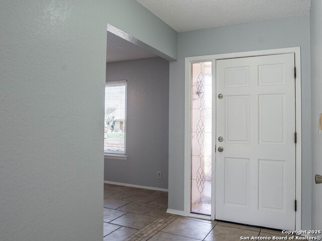 Image 4 of 19 For 6706 Spring Manor