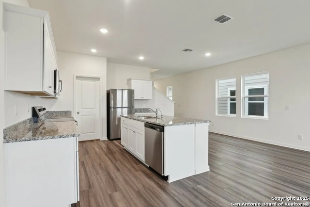 Image 10 of 15 For 5234 Thistle Place