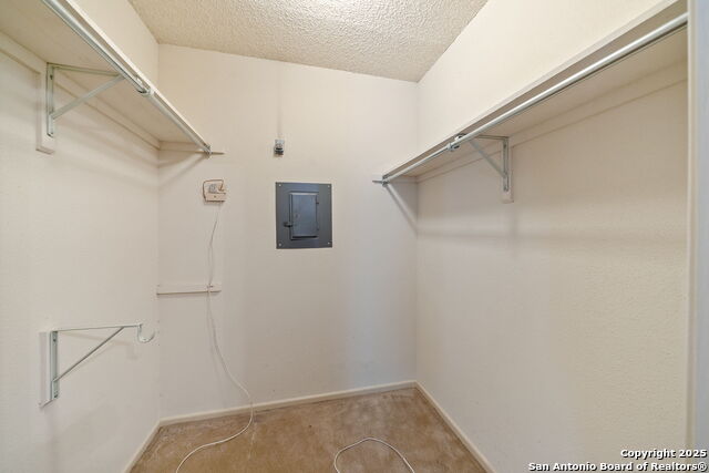 Image 20 of 31 For 10955 Wurzbach  905