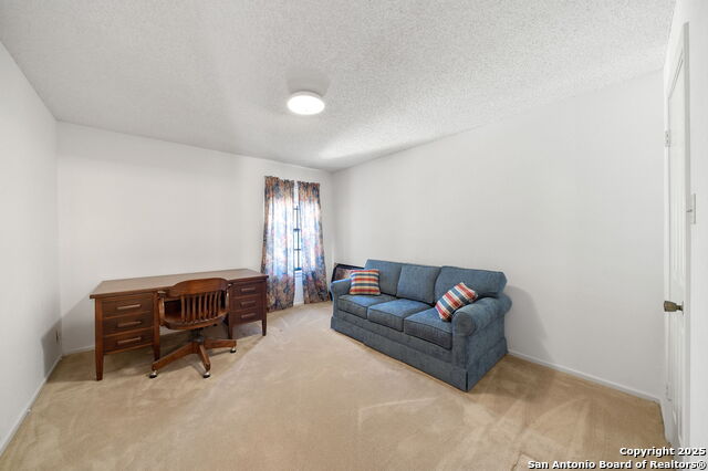 Image 23 of 31 For 10955 Wurzbach  905