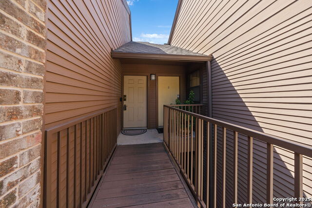 Image 5 of 31 For 10955 Wurzbach  905
