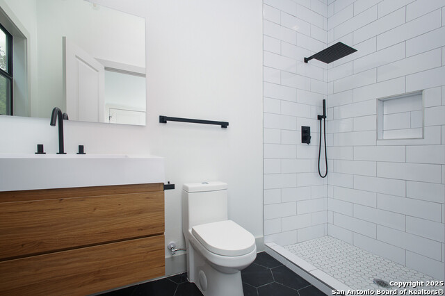 Image 19 of 23 For 321 Porter St