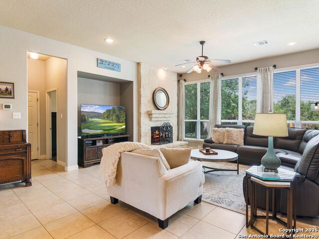 Image 11 of 48 For 25807 Coronado