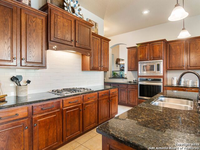Image 16 of 48 For 25807 Coronado