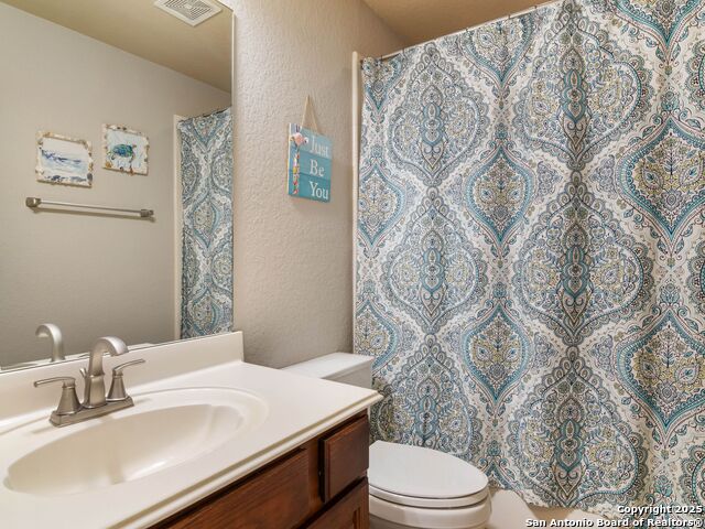 Image 32 of 48 For 25807 Coronado