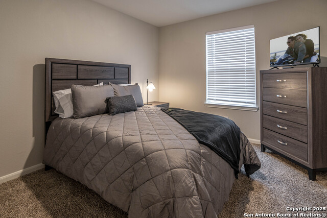 Listing photo id 8 for 9123 Bennett Forest