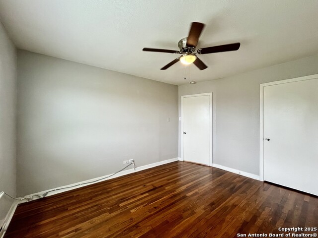 Image 16 of 25 For 243 Deerwood Dr