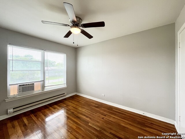 Image 19 of 25 For 243 Deerwood Dr