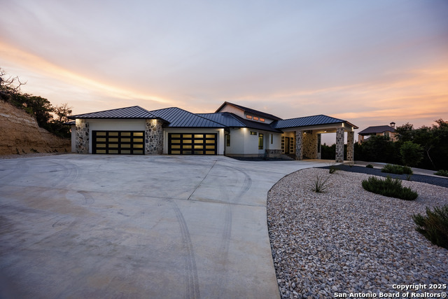 Image 7 of 50 For 25003 Miranda Ridge