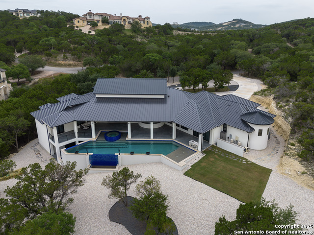 Image 9 of 50 For 25003 Miranda Ridge