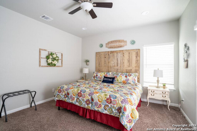 Image 13 of 44 For 239 Damar Cove