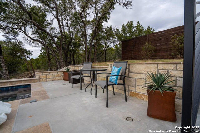 Image 25 of 44 For 239 Damar Cove