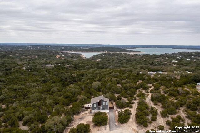Image 36 of 44 For 239 Damar Cove