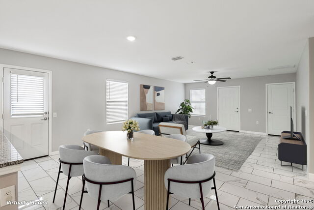 Listing photo id 8 for 4526 Meadowland