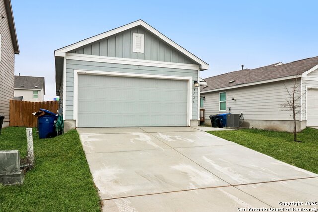 Listing photo id 35 for 4526 Meadowland