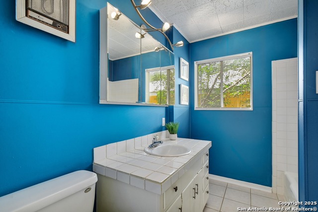 Listing photo id 15 for 284 Lake Forest