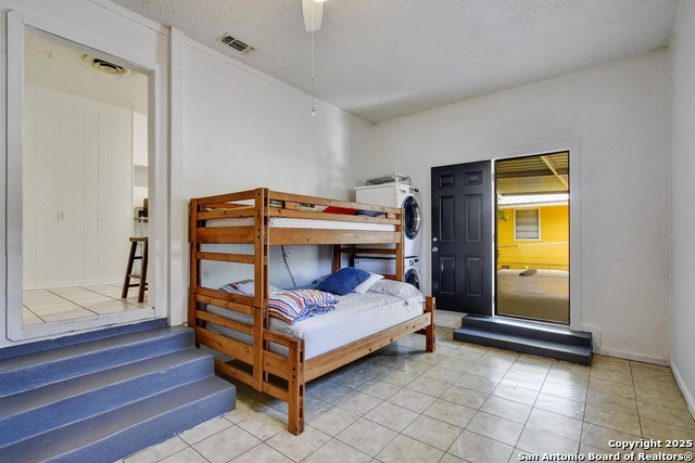 Listing photo id 21 for 284 Lake Forest