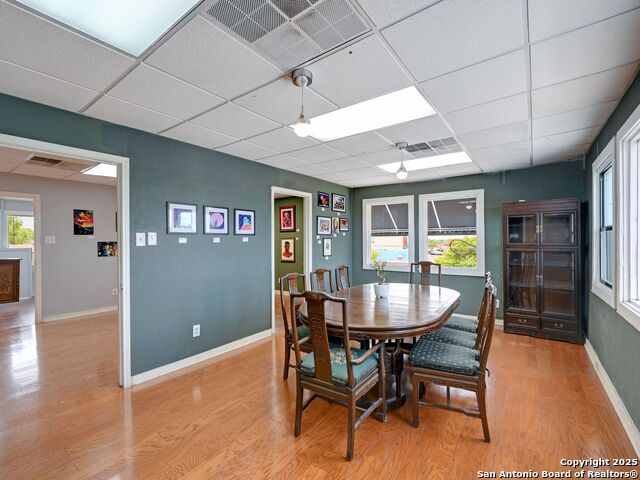 Image 18 of 62 For 250 Olmos W