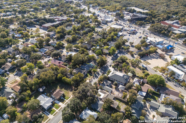 Image 12 of 16 For 220 Pershing Ave