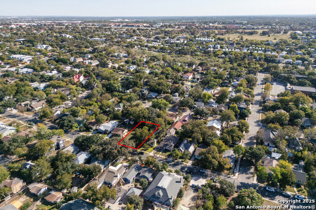 Image 3 of 16 For 220 Pershing Ave