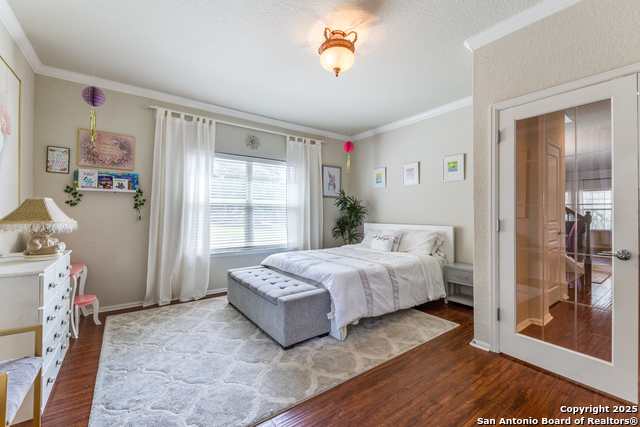 Image 14 of 25 For 25518 Veining Way