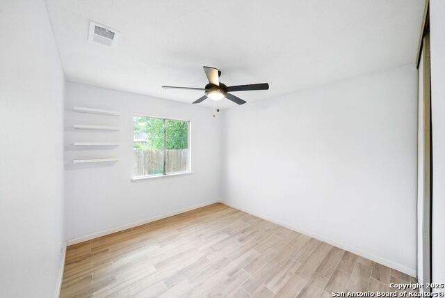 Image 15 of 28 For 14201 Modesta Pl