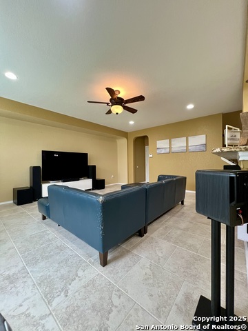 Image 11 of 51 For 7623 Eagle Park Dr