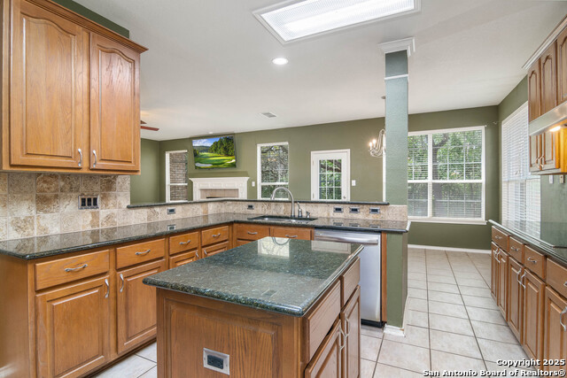 Image 17 of 49 For 2610 Plum Hollow