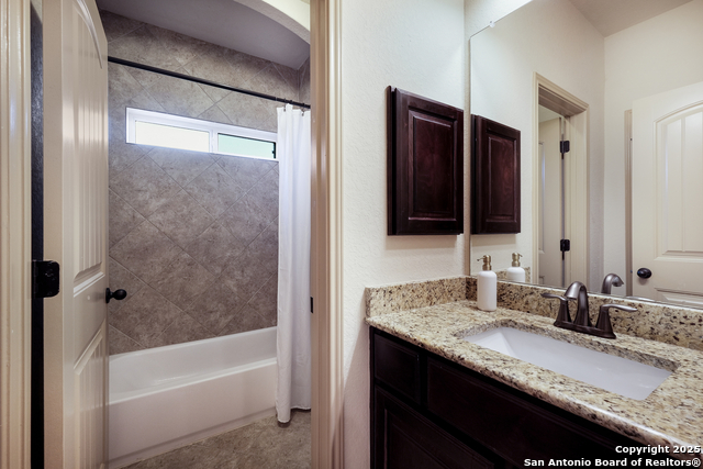 Listing photo id 30 for 26019 Red Heron