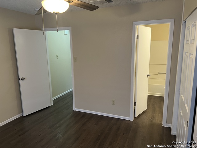 Image 14 of 24 For 6839 Cape Meadow