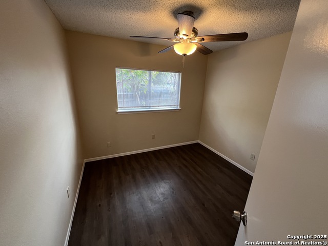 Image 16 of 24 For 6839 Cape Meadow