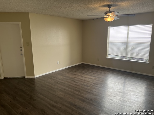 Image 19 of 24 For 6839 Cape Meadow