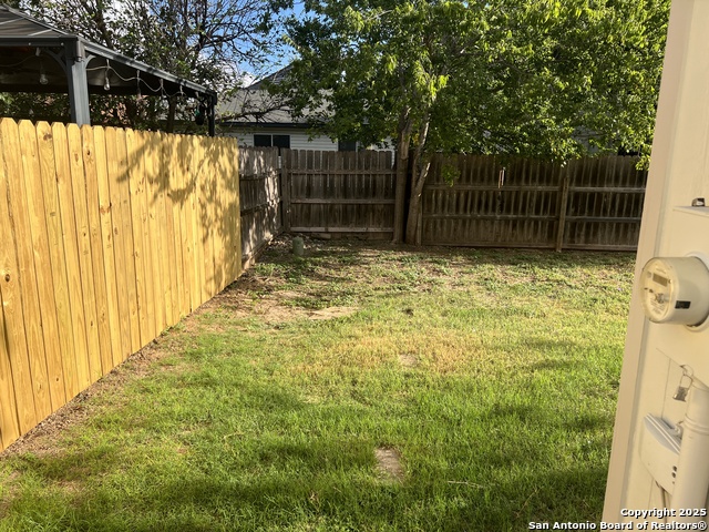 Image 21 of 24 For 6839 Cape Meadow