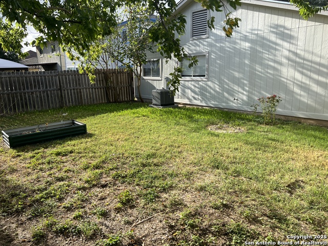 Image 22 of 24 For 6839 Cape Meadow