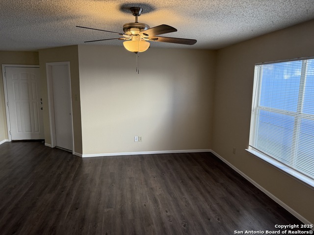 Image 4 of 24 For 6839 Cape Meadow