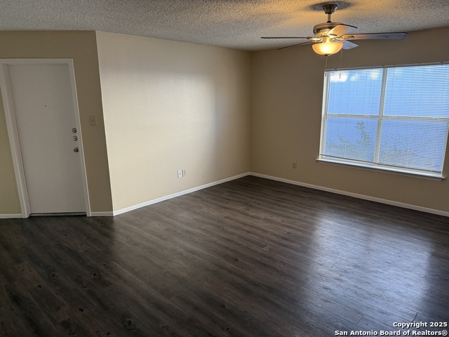 Image 5 of 24 For 6839 Cape Meadow