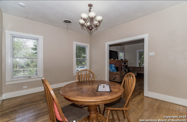 Image 2 of 20 For 538 Elsmere W