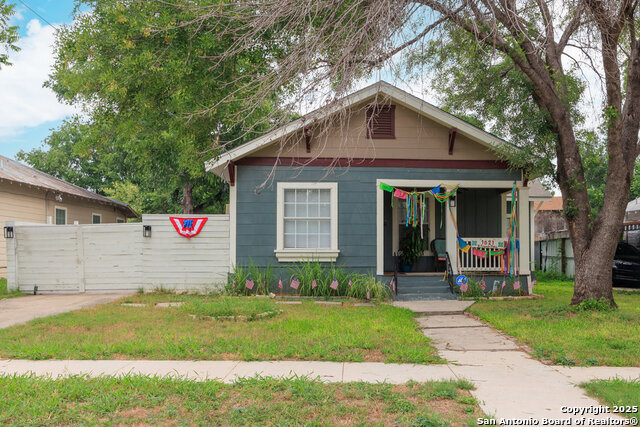 Details for 1621 French Pl W, San Antonio, TX 78201
