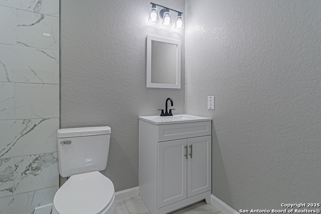 Image 34 of 39 For 326 Renee Dr
