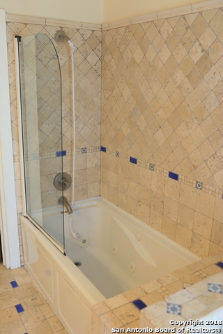 Image 22 of 23 For 228 Woodlawn Ave W