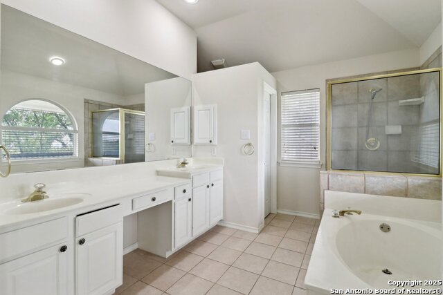 Image 21 of 36 For 522 Mesa Ridge