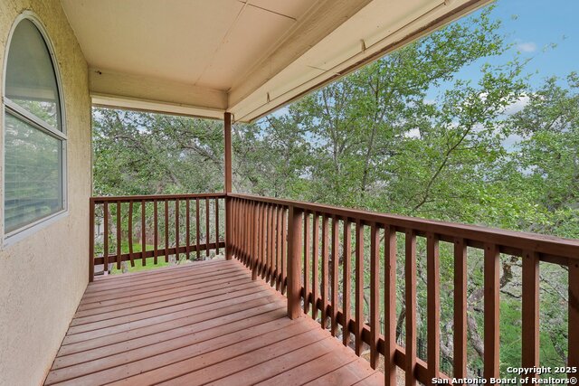 Image 23 of 36 For 522 Mesa Ridge