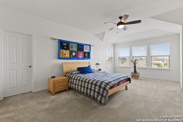 Listing photo id 14 for 15239 Sirius Circle