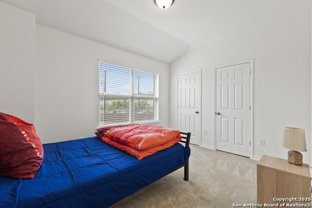 Listing photo id 22 for 15239 Sirius Circle