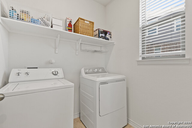 Listing photo id 26 for 15239 Sirius Circle